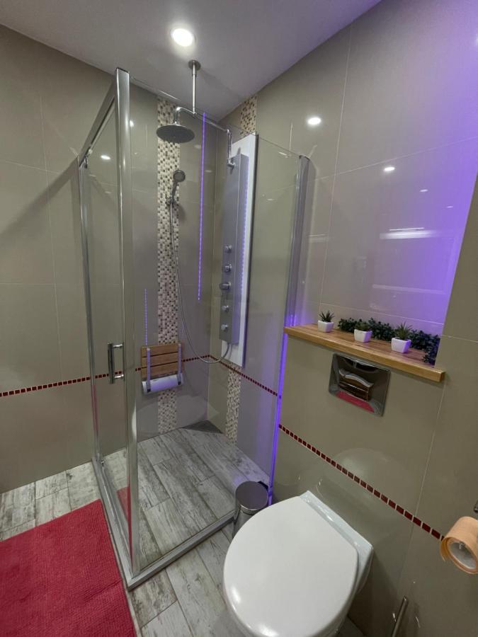 Апартаменты Voyage Cubic Adults Only Сибиу Экстерьер фото